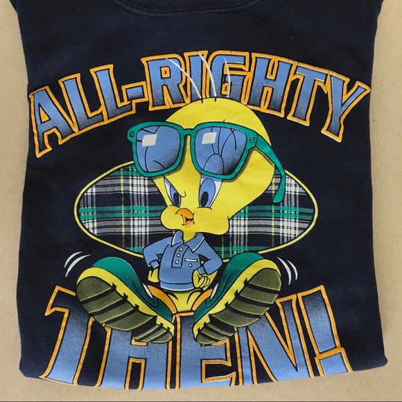 SOLD 1996 LOONEY TUNES TWEETY BIRD CREWNECK - Picture 2 of 6